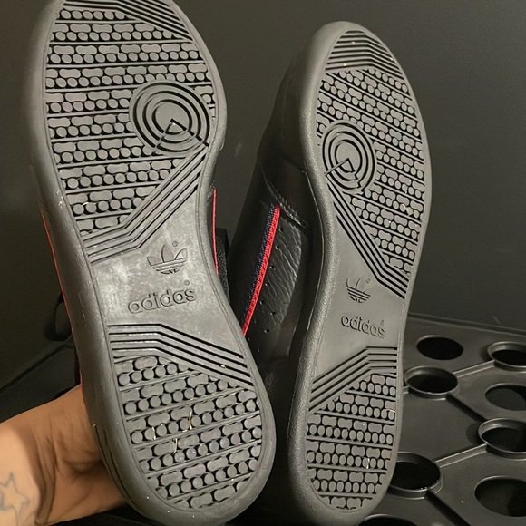 Black Reeboks - Picture 3 of 3